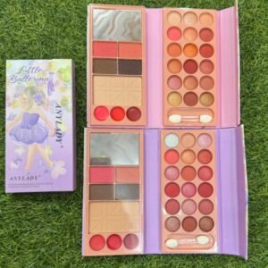 All in one mekup kit